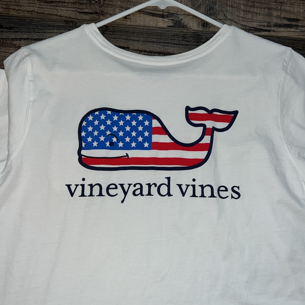 Vineyard Vines Tee